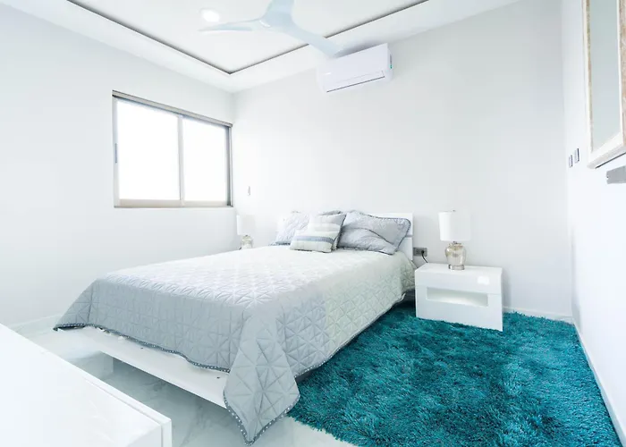 Palmarena & Residences - Long Comfort With Parking, Sauna, Gym & Pool - Steps From 5th Avenue Playa del Carmen