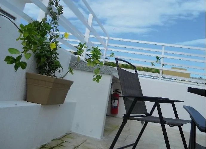 Palmarena & Residences - Long Comfort With Parking, Sauna, Gym & Pool - Steps From 5th Avenue