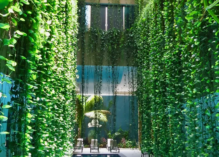 Palmarena & Residences - Long Comfort With Parking, Sauna, Gym & Pool - Steps From 5th Avenue Hotel