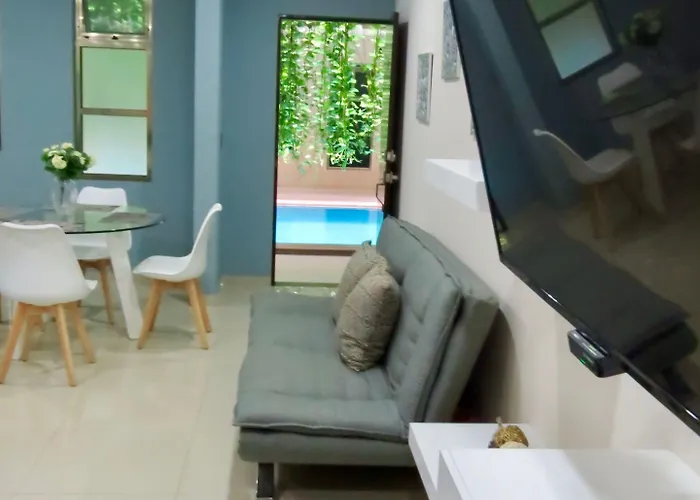 Palmarena & Residences - Long Comfort With Parking, Sauna, Gym & Pool - Steps From 5th Avenue Hotel