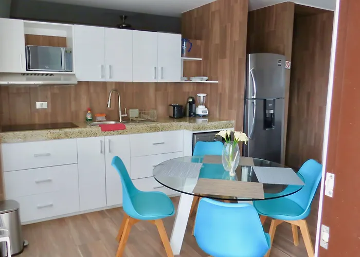 Palmarena & Residences - Long Comfort With Parking, Sauna, Gym & Pool - Steps From 5th Avenue Hotel