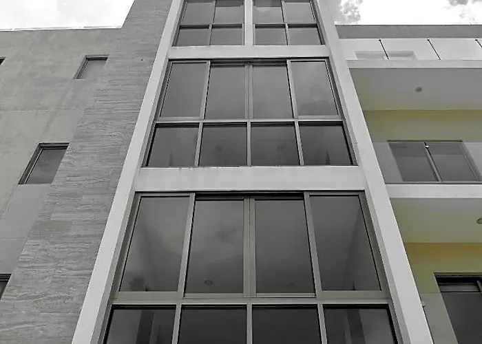 Palmarena & Residences - Long Comfort With Parking, Sauna, Gym & Pool - Steps From 5th Avenue Playa del Carmen