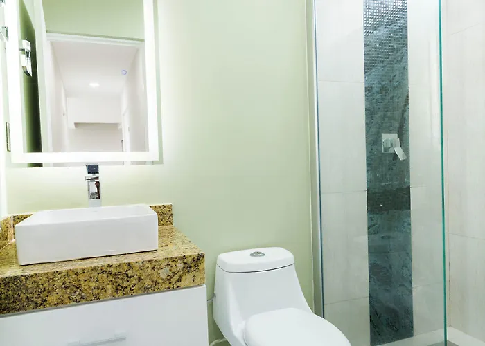 Hotel Palmarena & Residences - Long Comfort With Parking, Sauna, Gym & Pool - Steps From 5th Avenue 3*