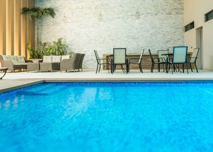 Hotel Palmarena & Residences - Long Comfort With Parking, Sauna, Gym & Pool - Steps From 5th Avenue 3*