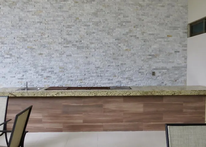 Palmarena & Residences - Long Comfort With Parking, Sauna, Gym & Pool - Steps From 5th Avenue 3*
