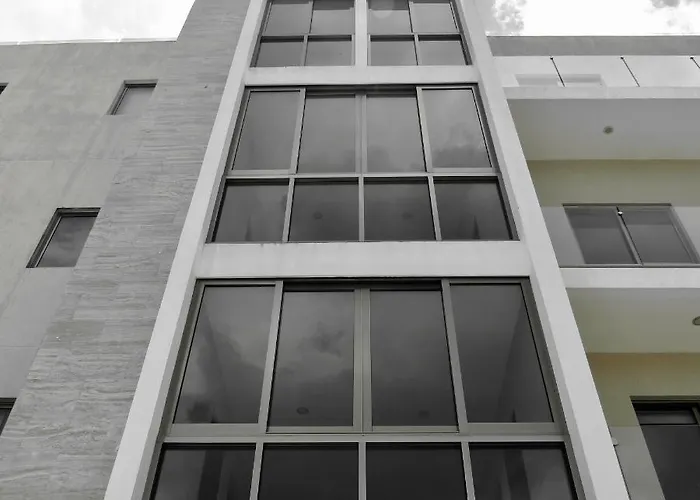 Palmarena & Residences - Long Comfort With Parking, Sauna, Gym & Pool - Steps From 5th Avenue Hotel 3*